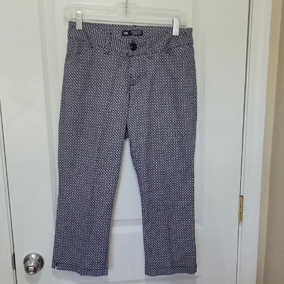 Lee Navy and White Patterned Capri - Picture 1 of 6